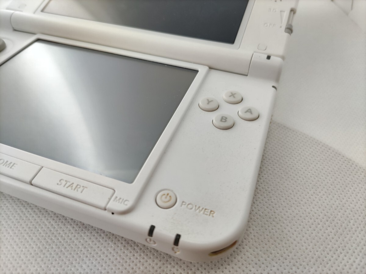 美品 ゲーム実況 3DSLL 『キャプチャー機能付き』ホワイト 偽 美品 ゲーム実況 3DSLL 『キャプチャー機能付き』ホワイト 偽