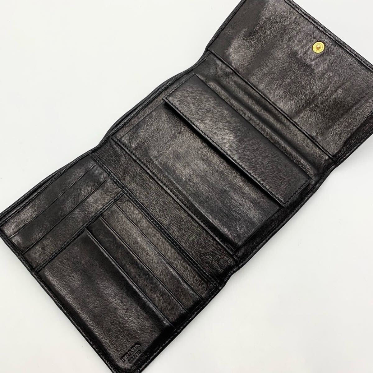 箱付き】PRADA プラダ 2つ折り財布 ナッパレザー ゴールドロゴ