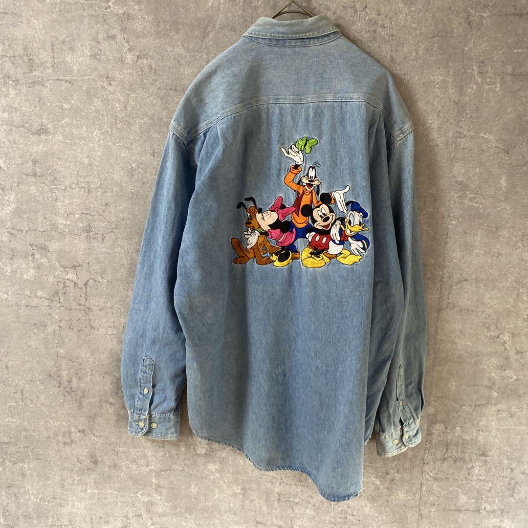 Disneyデニムシャツ　長(zhǎng)袖　背面刺繍　キャラ　大きめSメンズ　ヴィンテージ