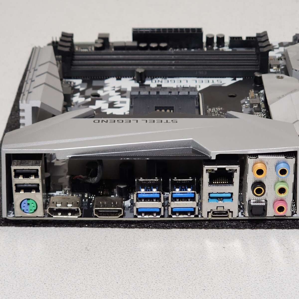 ASRock B450 STEEL LEGEND IOパネル付属 Socket AM4 ATX ASRock B450 STEEL LEGEND IOパネル付属 Socket AM4 ATX