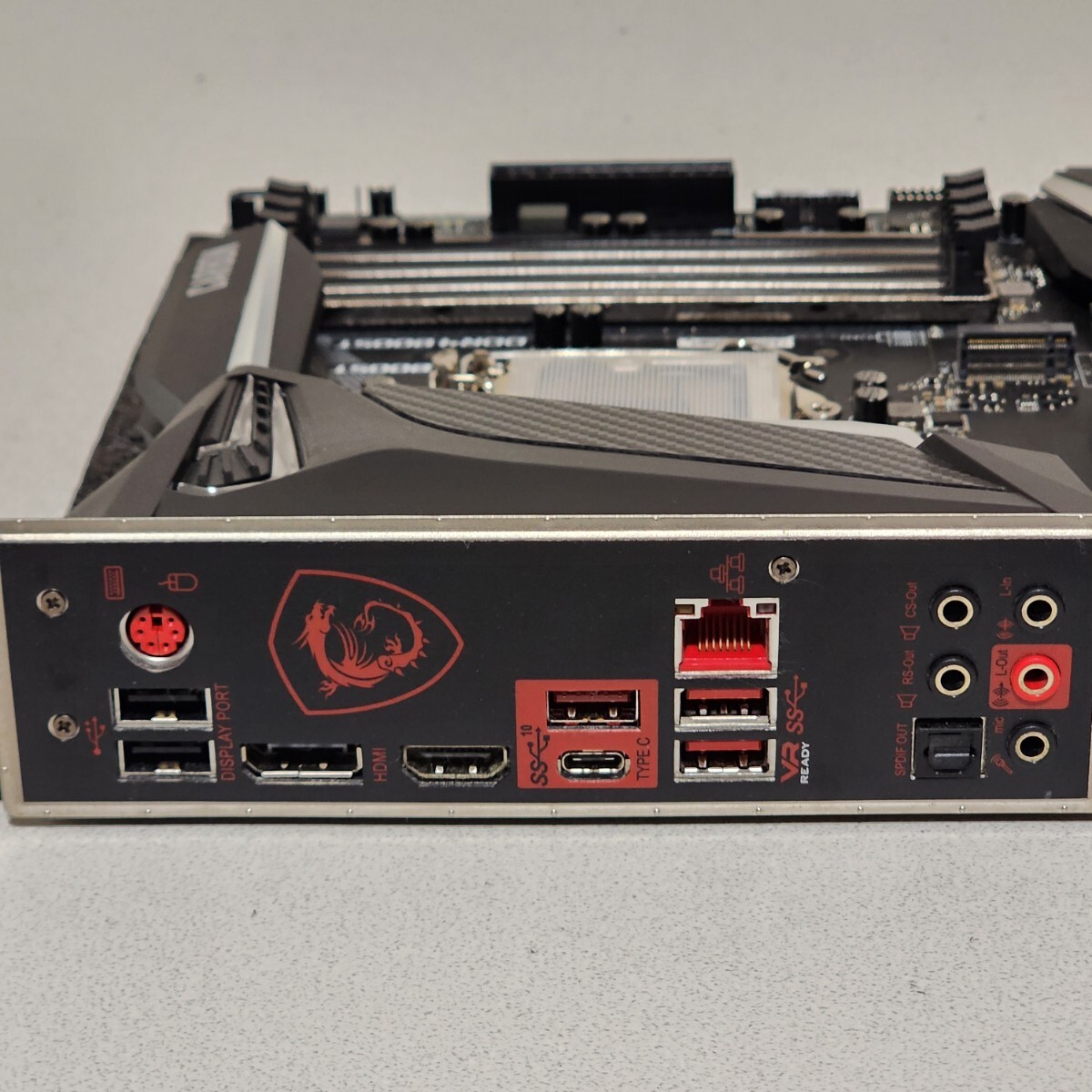 MSI MPG Z390 GAMING PRO CARBON IOパネル一体型 LGA1151 ATX MSI MPG Z390 GAMING PRO CARBON IOパネル一体型 LGA1151 ATX