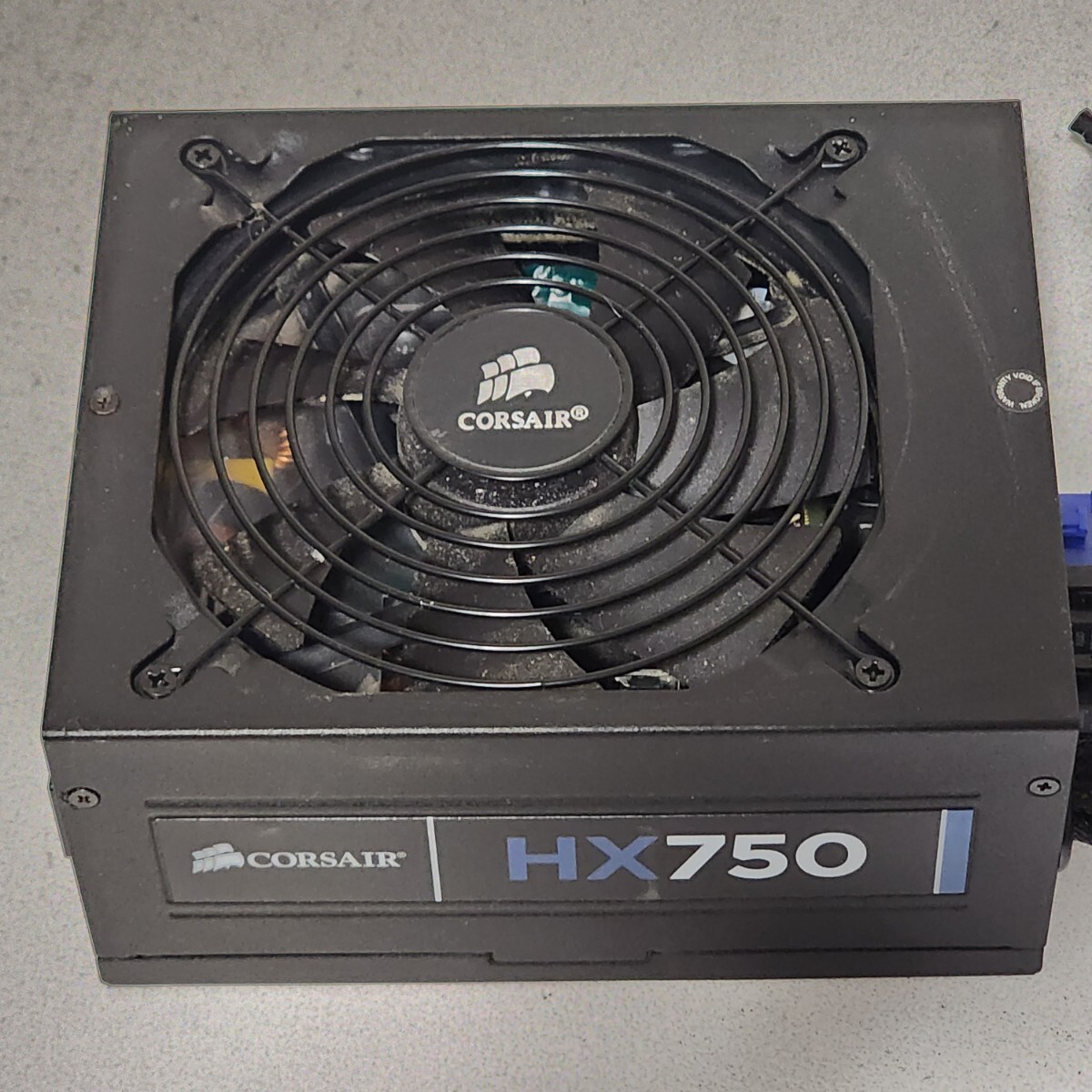 CORSAIR HX750(CMPSU-750HX) 750W 80PLUS GOLD認証 ATX電源 CORSAIR HX750(CMPSU-750HX) 750W 80PLUS GOLD認証 ATX電源