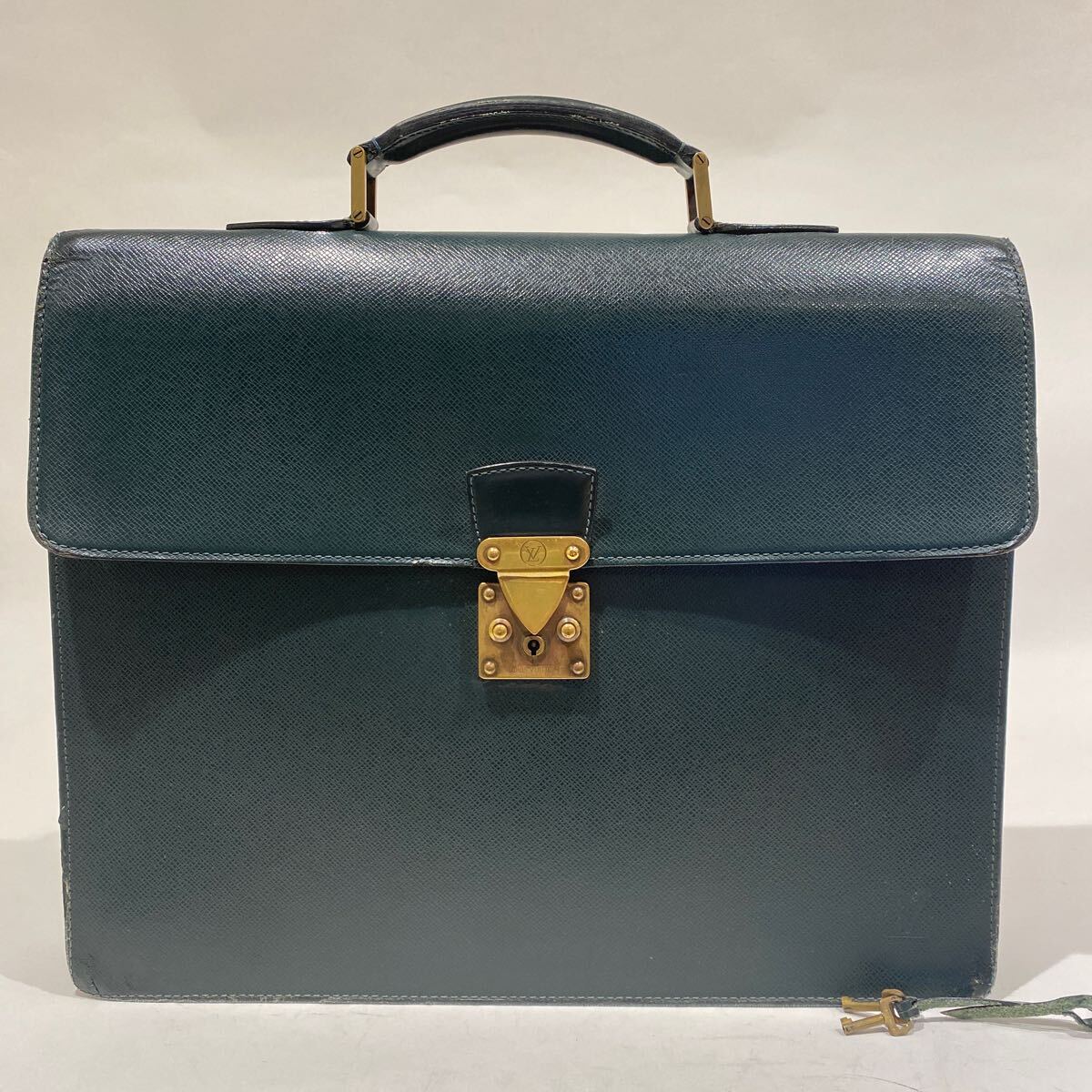H00252 ルイヴィトン タイガ モスコバ M30034|Yahoo!フリマ(旧 H00252 ルイヴィトン タイガ モスコバ M30034|Yahoo!フリマ(旧