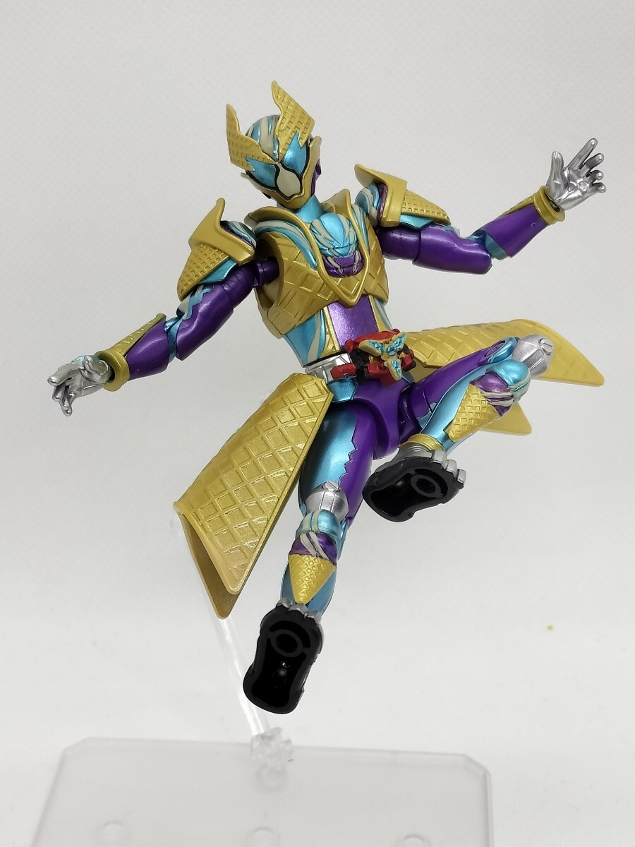 装動 塗装 追加塗装版 リペイント 仮面ライダーガヴ ブリザード