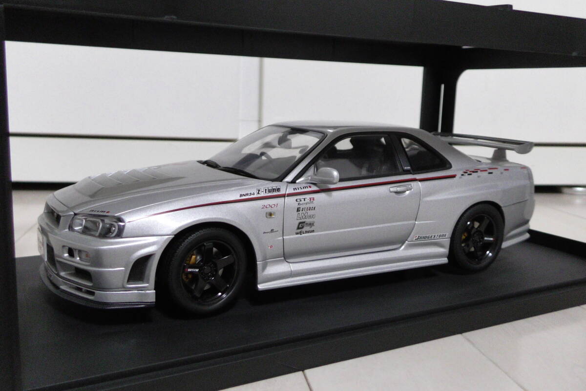 未使用品 送料無(wú)料 1/18 オートアート 日産 スカイライン R34 GT-R ニスモ Z-TUNE シルバー AUTO art ニッサン NISMO 