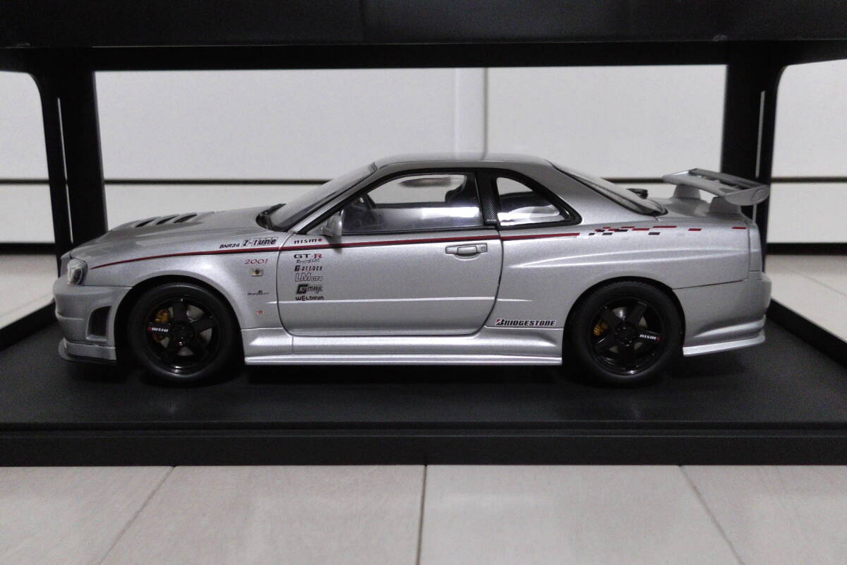 未使用品 送料無(wú)料 1/18 オートアート 日産 スカイライン R34 GT-R ニスモ Z-TUNE シルバー AUTO art ニッサン NISMO 