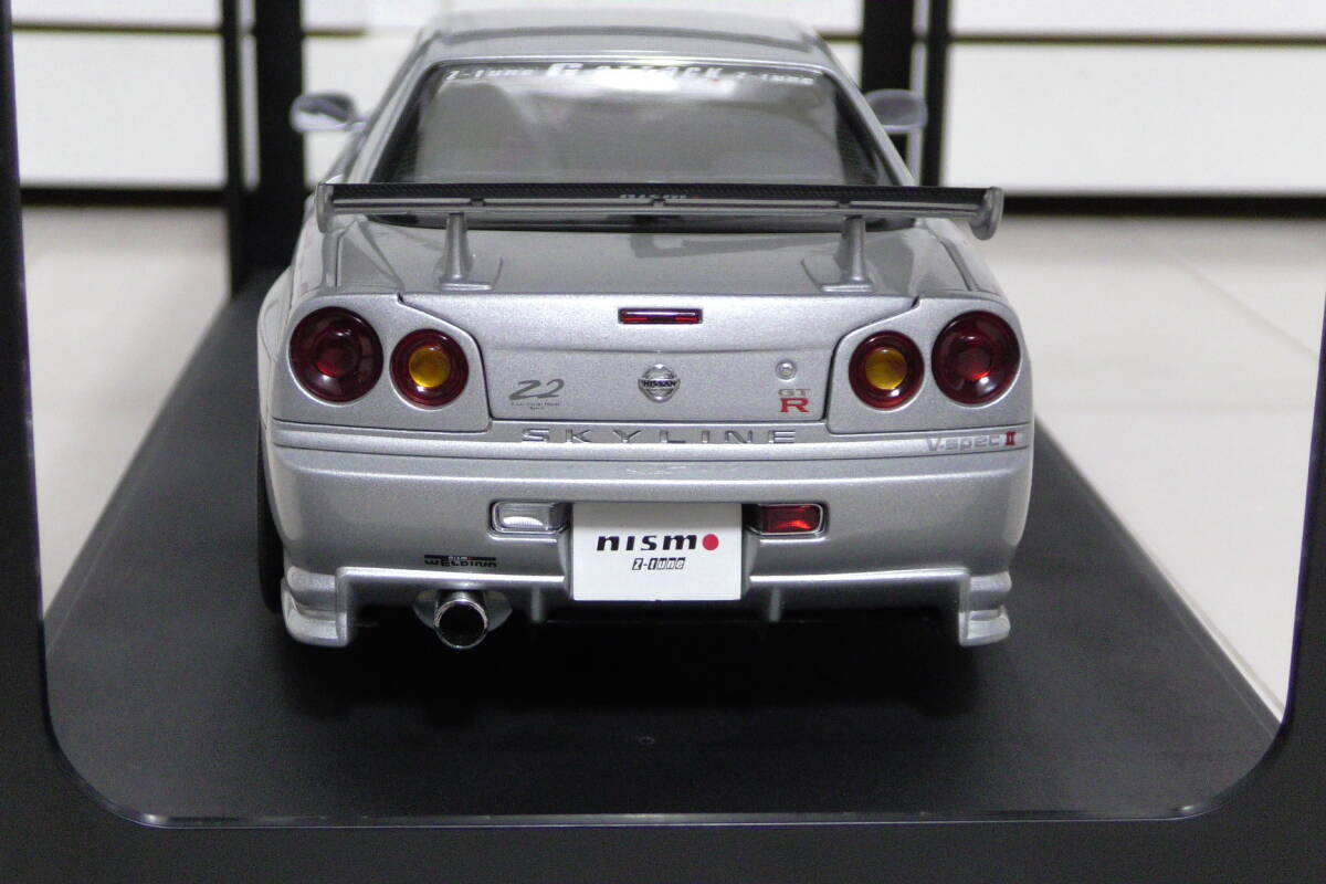 未使用品 送料無(wú)料 1/18 オートアート 日産 スカイライン R34 GT-R ニスモ Z-TUNE シルバー AUTO art ニッサン NISMO 