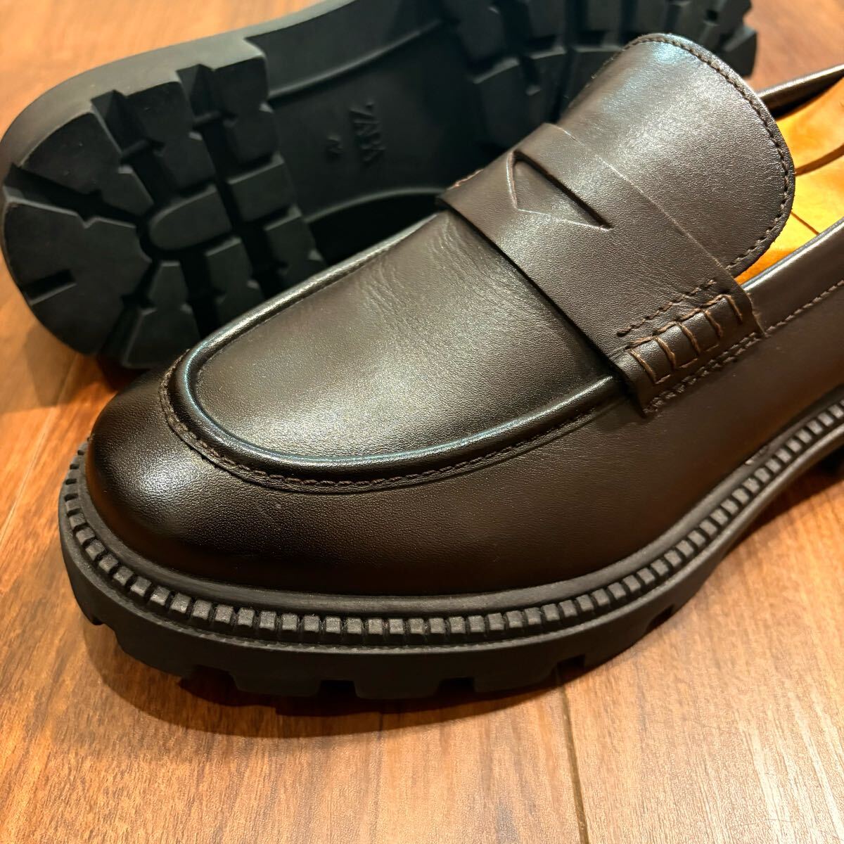 新品 ZARA LEATHER LOAFER 27 0cm BROWN メンズ ザラ 100%牛革 新品 ZARA LEATHER LOAFER 27 0cm BROWN メンズ ザラ 100%牛革