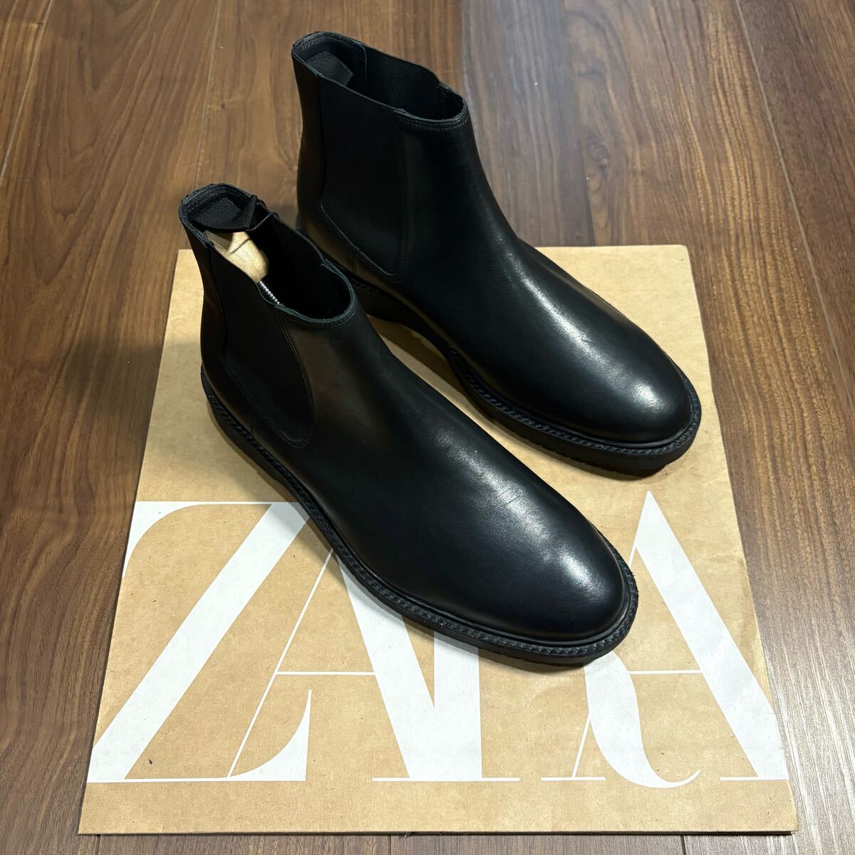 新品 ZARA 牛革使用 サイドゴアブーツ 28 5cm 44 ALL BLACK 新品 ZARA 牛革使用 サイドゴアブーツ 28 5cm 44 ALL BLACK