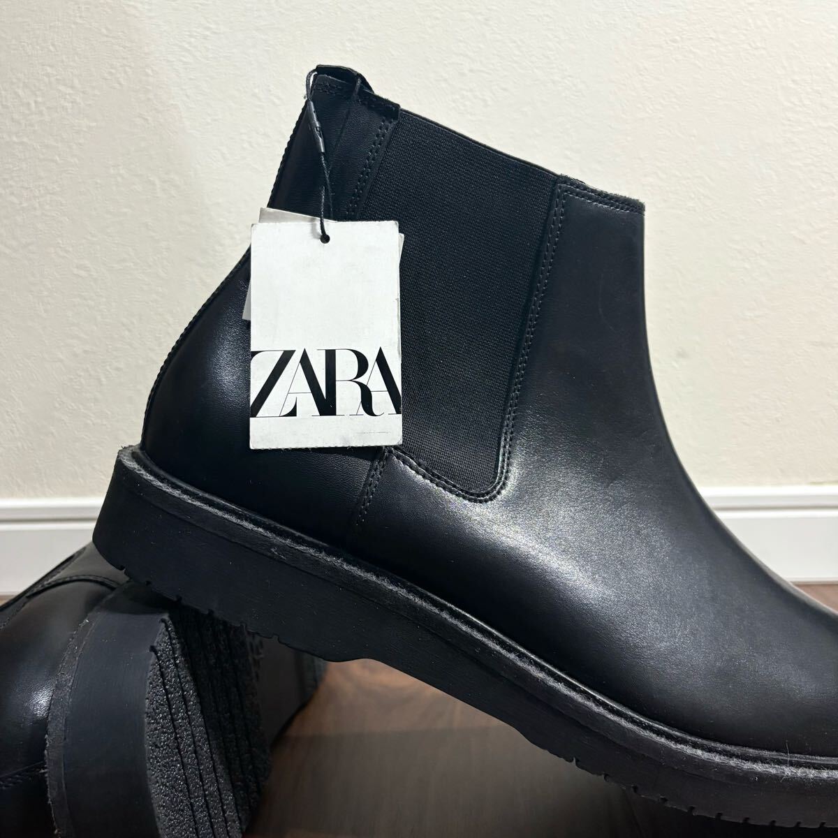 新品 ZARA 牛革使用 サイドゴアブーツ 28 5cm 44 ALL BLACK 新品 ZARA 牛革使用 サイドゴアブーツ 28 5cm 44 ALL BLACK