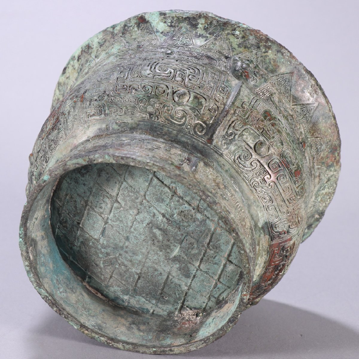 □大成美術□館蔵珍品 青銅器 獣面紋盆(検) 戦漢時代 唐物 □大成美術□館蔵珍品 青銅器 獣面紋盆(検) 戦漢時代 唐物