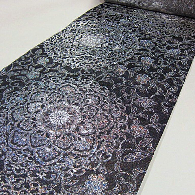 華やかな逸品 新品未仕立 螺鈿入り 西陣織六通柄丸巻袋帯 大円華