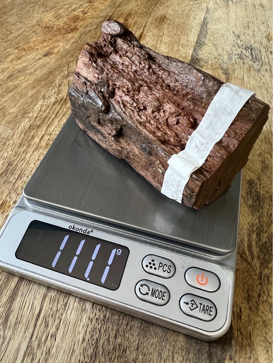 天然沈香樹香木「弥勒沈香」原木111.1g 茶道具 六國五味沈香伽羅 天然沈香樹香木「弥勒沈香」原木111.1g 茶道具 六國五味沈香伽羅