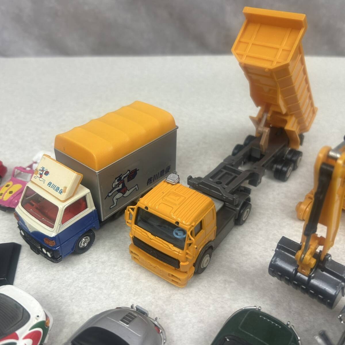 ミニカー】まとめ TOMICA トミカ 働く車 トミカダンディ 佐川 ミニカー】まとめ TOMICA トミカ 働く車 トミカダンディ 佐川