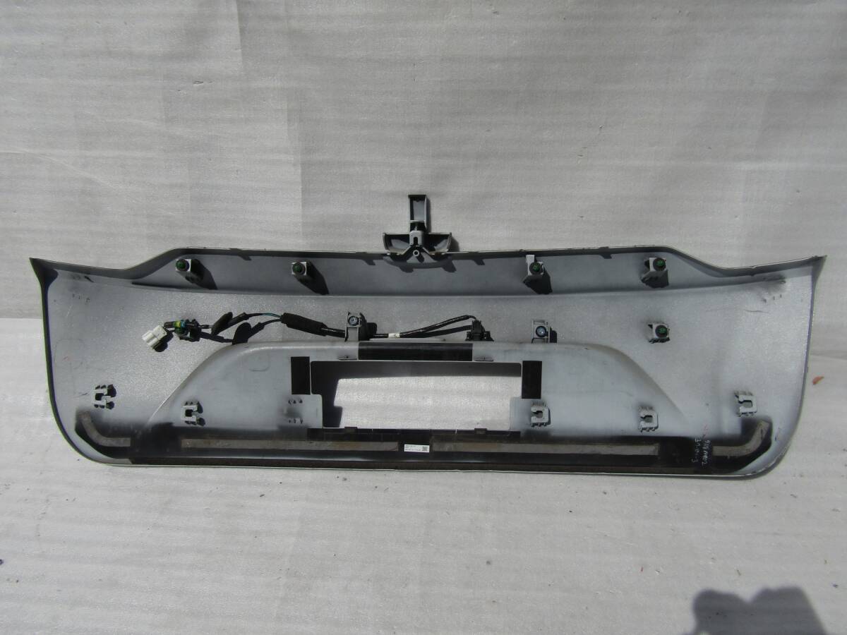 ヴェゼル/eHEV RV3/RV4/RV5/RV6 リアゲートガーニッシュ/リヤガーニッシュ 74895-3M0/3N0 _画像7