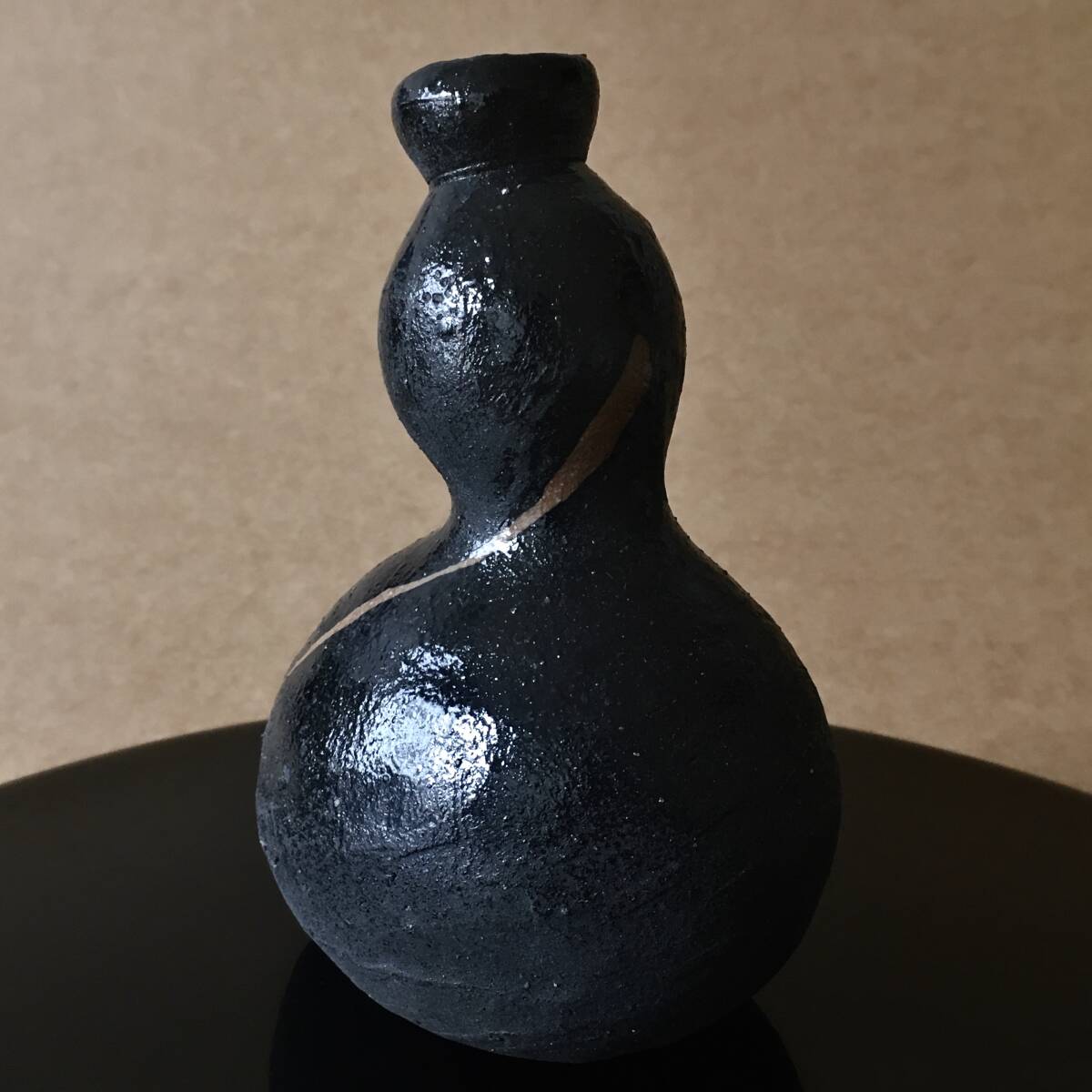 ☆隠崎隆一 黒 酔器 瓢徳利 / 師 伊勢崎淳 人間国宝 備前焼 現代 ☆隠崎隆一 黒 酔器 瓢徳利 / 師 伊勢崎淳 人間国宝 備前焼 現代