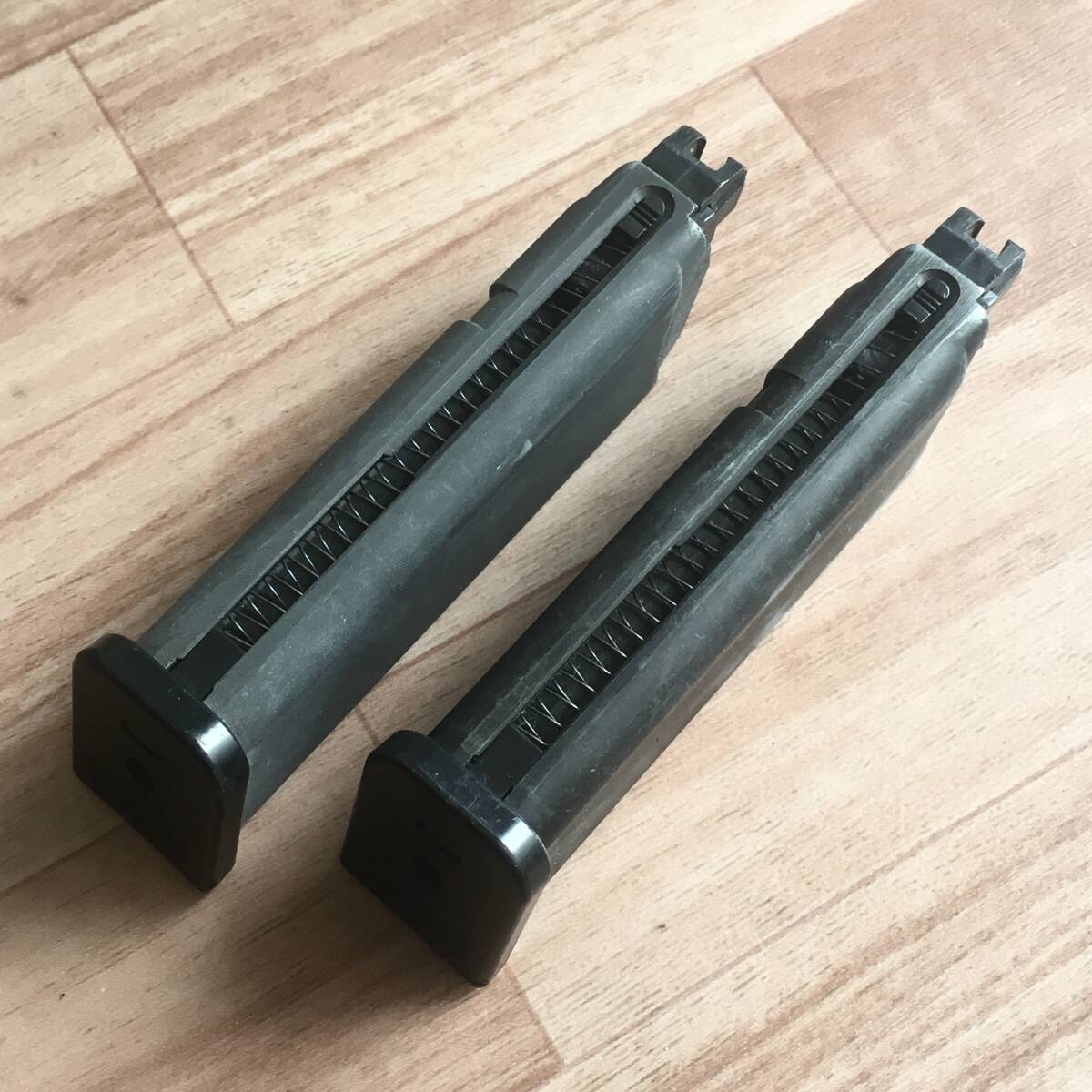 ☆東京マルイ グロック スペアマガジン 2本セット Glock / G18C ☆東京マルイ グロック スペアマガジン 2本セット Glock / G18C