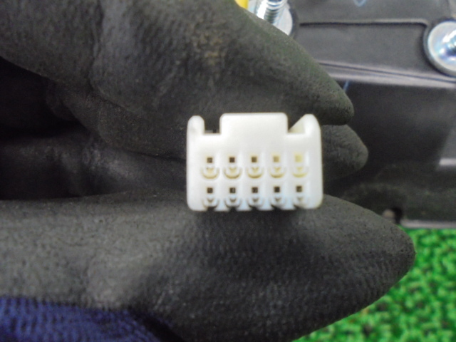 1FO3174 BIC4)) Mitsubishi Mirage A05A более ранняя модель M оригинальный автоматический боковой зеркало на двери левый сцепщик 5 булавка 