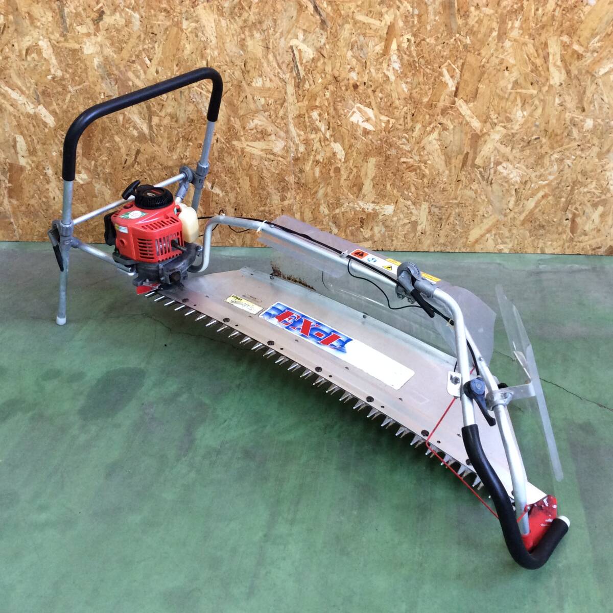 H-3351】中古品 OCHIAI オチアイ 落合 茶刈機 刈ナラシ 型番不明 H-3351】中古品 OCHIAI オチアイ 落合 茶刈機 刈ナラシ 型番不明