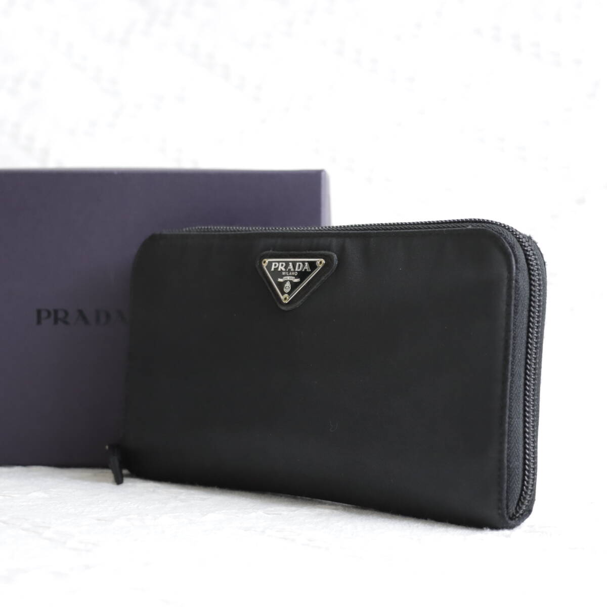 1円【純正箱付き!】PRADA プラダ ラウンドジップ テスート 1円【純正箱付き!】PRADA プラダ ラウンドジップ テスート