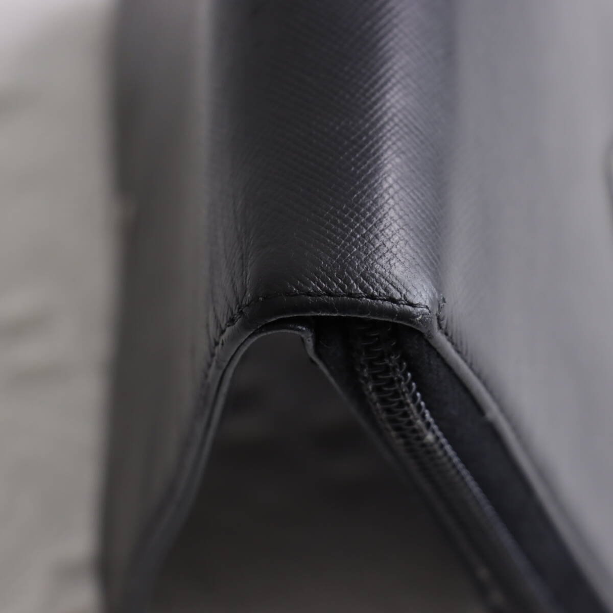 1円【希少美品!】PRADA プラダ ラウンドジップ 財布 コンパクト 1円【希少美品!】PRADA プラダ ラウンドジップ 財布 コンパクト