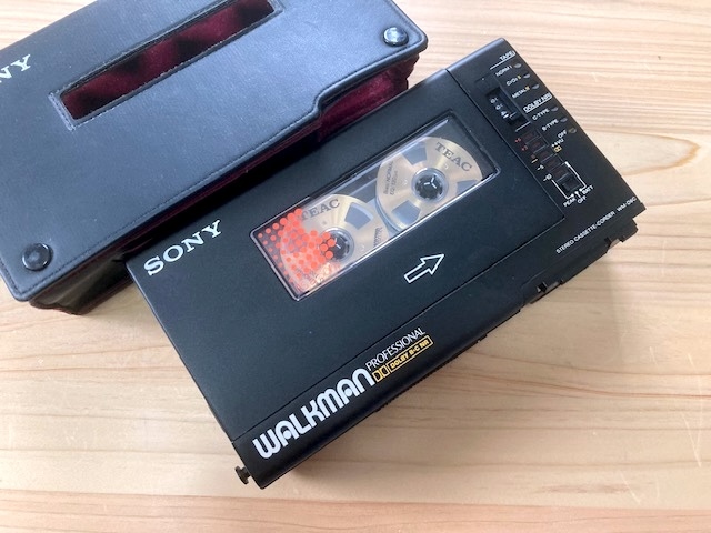 即決【整備済高音質(zhì)動作品】SONY WALKMAN PROFESSIONAL WM-D6C ウォークマンプロフェッショナル 高音質(zhì)調(diào)整仕上げ 美品 后期 付屬品