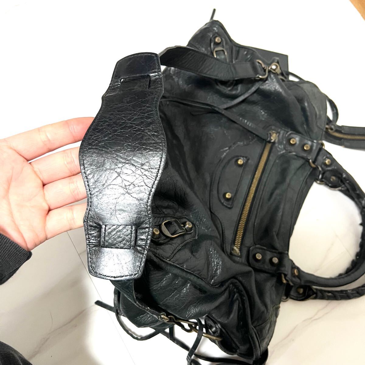 BALENCIAGA バレンシアガ 115748 ザ シティ レザー ショルダー BALENCIAGA バレンシアガ 115748 ザ シティ レザー ショルダー
