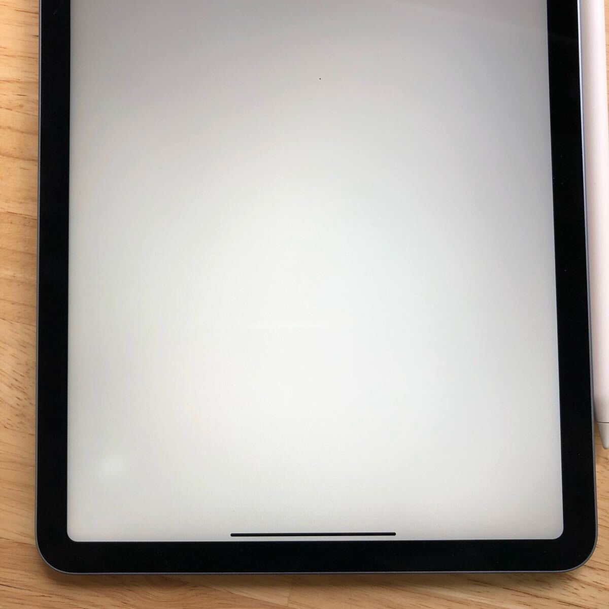 美品 iPad Air 第4世代 10.9インチ Wi-Fi 256GB MYFY2J/A 本体 美品 iPad Air 第4世代 10.9インチ Wi-Fi 256GB MYFY2J/A 本体