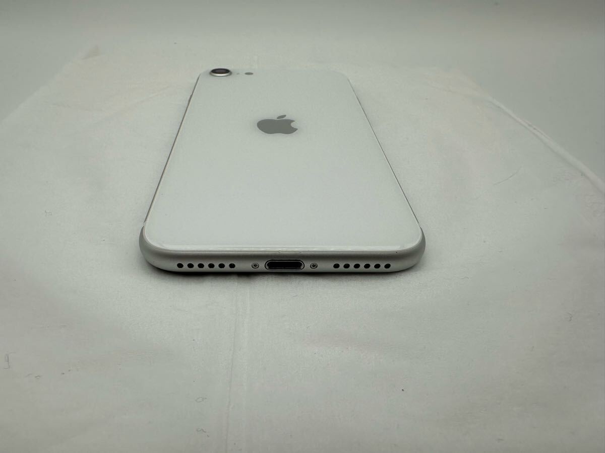 Apple iPhone SE (第2世代) 64GB ホワイト SIMフリー A2296 Apple iPhone SE (第2世代) 64GB ホワイト SIMフリー A2296
