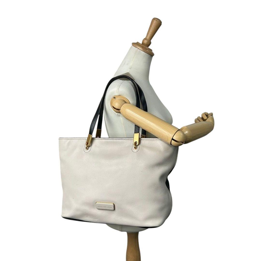 マークバイマークジェイコブス トートバッグ バイカラー レザー マークバイマークジェイコブス トートバッグ バイカラー レザー