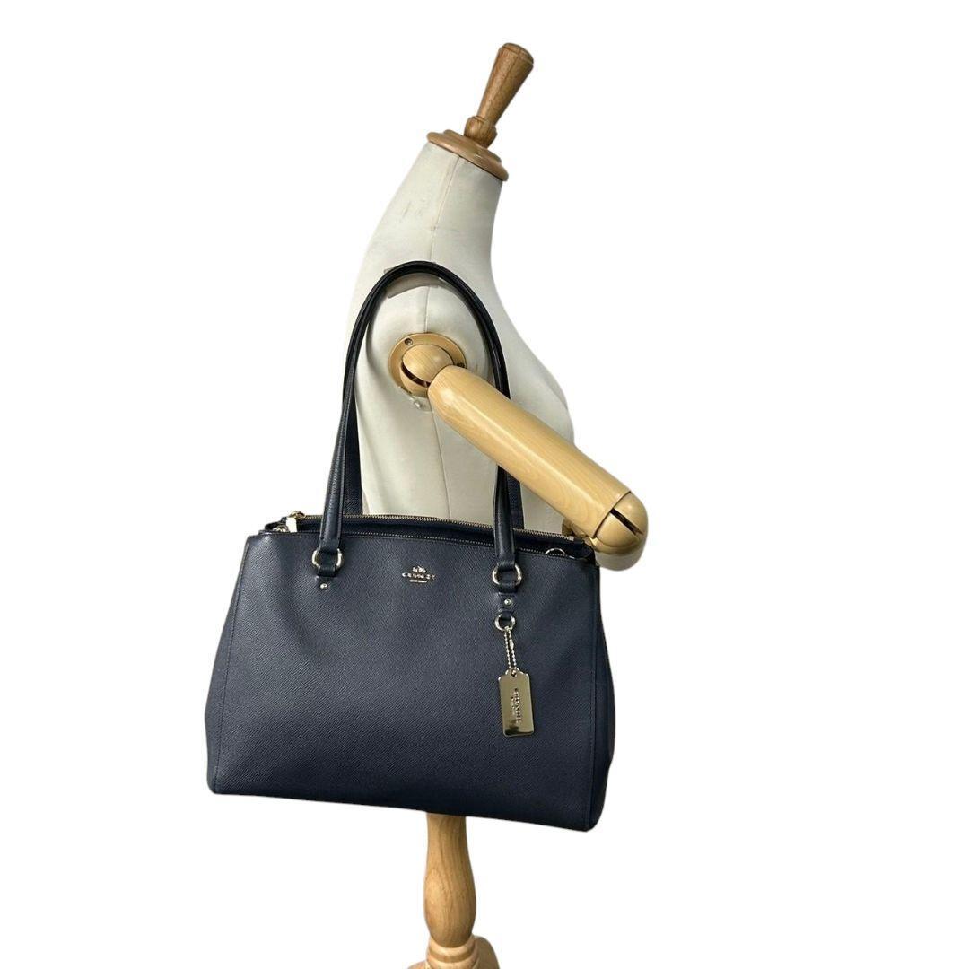 coach コーチ トートバッグ 青 ロゴチャーム レザー A4可 T7 coach コーチ トートバッグ 青 ロゴチャーム レザー A4可 T7