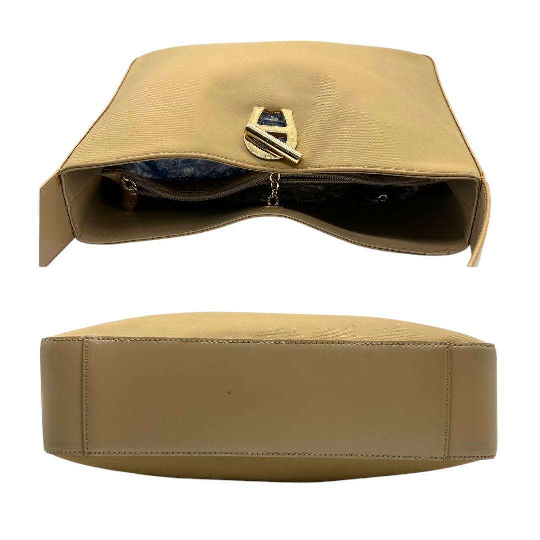 1 иен [ прекрасный товар / популярный бренд ] AIGNER I gna- сумка на плечо T5 чай Camel нейлон one плечо бежевый Gold металлические принадлежности задний 
