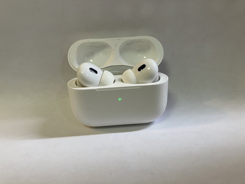 FQ012 Airpods Pro 第2世代 ジャンク(イヤフォン)|売買された FQ012 Airpods Pro 第2世代 ジャンク(イヤフォン)|売買された