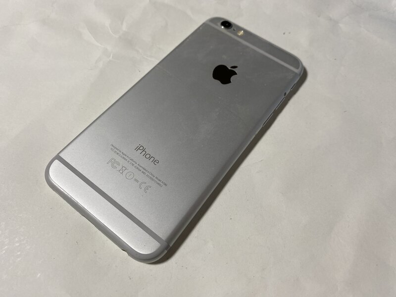 IQ888 au iPhone6 16GB シルバー ジャンク ロックOFF(iPhone IQ888 au iPhone6 16GB シルバー ジャンク ロックOFF(iPhone