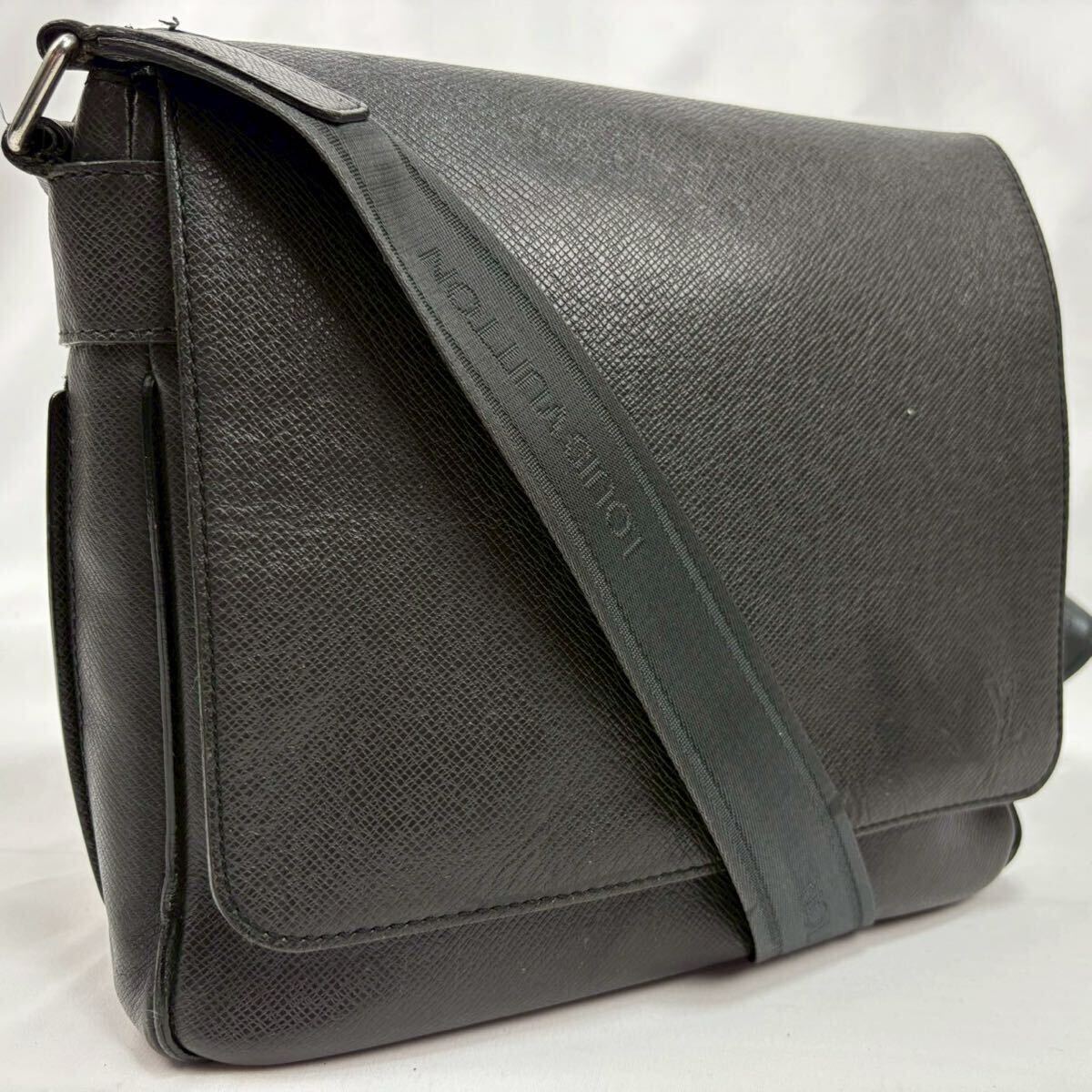 1円○美品○大人気 ルイヴィトン LOUIS VUITTON タイガ ロマンPM 1円○美品○大人気 ルイヴィトン LOUIS VUITTON タイガ ロマンPM