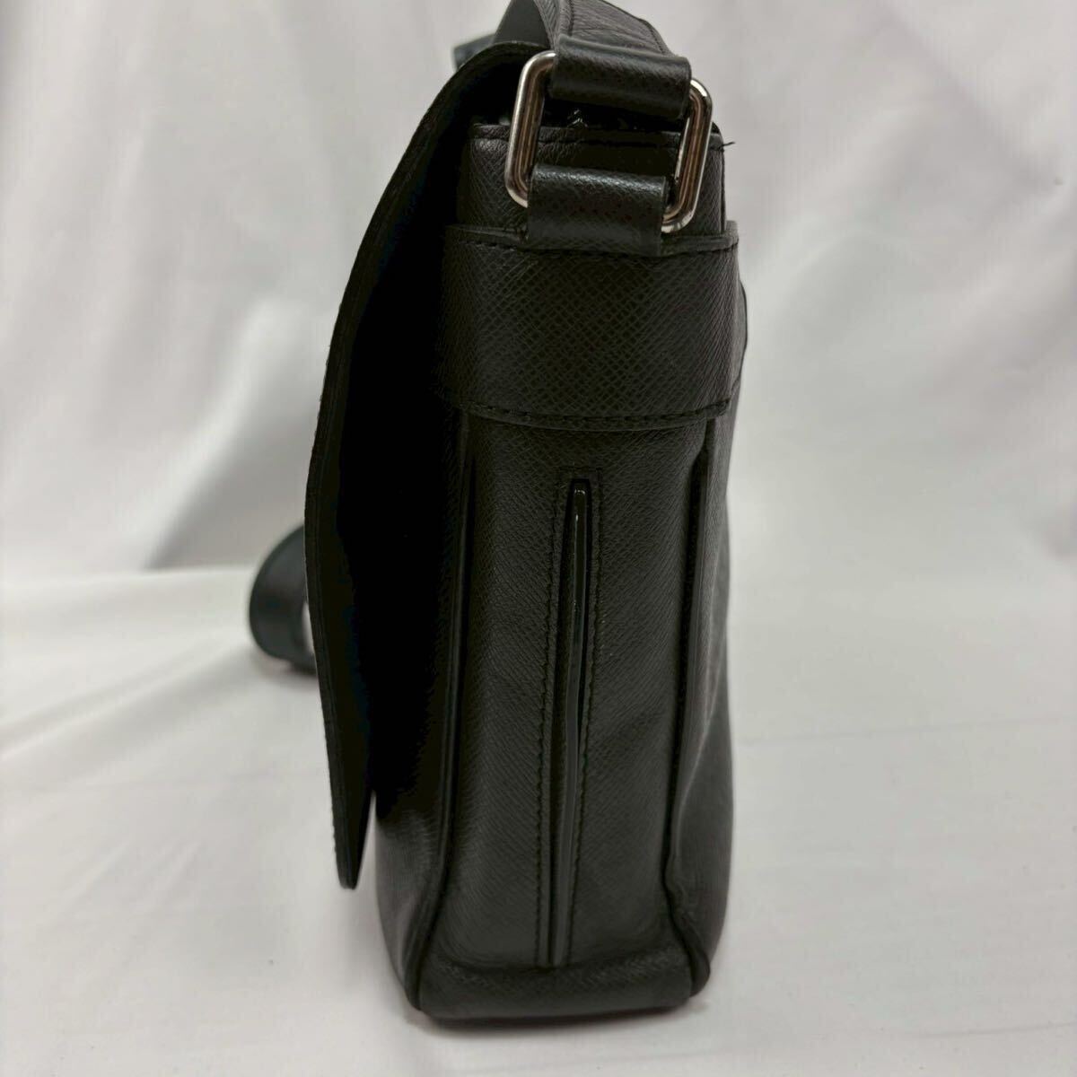 1円○美品○大人気 ルイヴィトン LOUIS VUITTON タイガ ロマンPM 1円○美品○大人気 ルイヴィトン LOUIS VUITTON タイガ ロマンPM