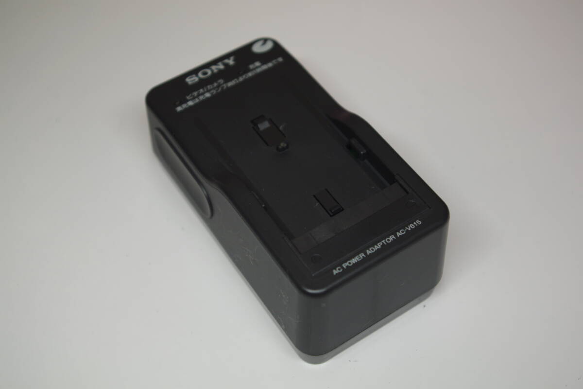 SONY AC-V615 оригинальный аккумулятор зарядное устройство Sony #JHC2