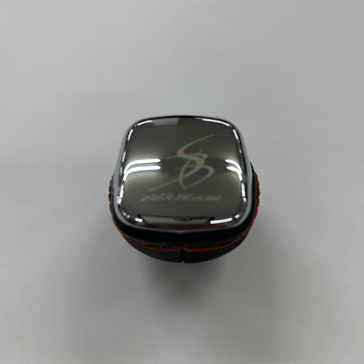 SILKBLAZE シルクブレイズ スポーツシフトノブ クローム/レッドステッチ 50プリウス_画像4