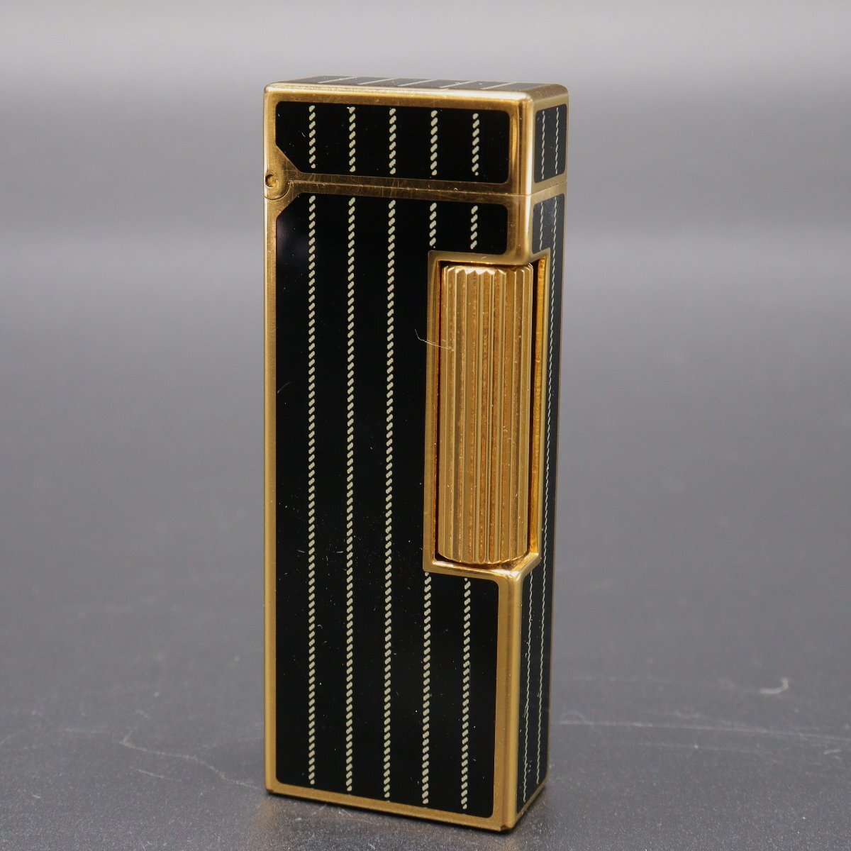 Dunhill ☆ダンヒルブラック×ゴールド ストライプ ギャランティ Dunhill ☆ダンヒルブラック×ゴールド ストライプ ギャランティ