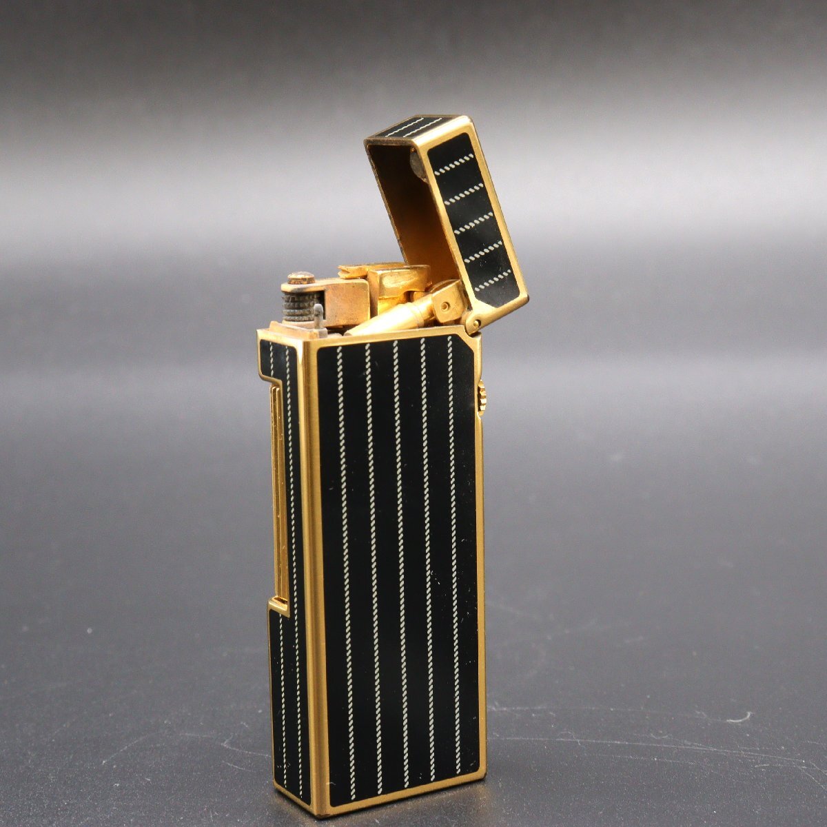 Dunhill ☆ダンヒルブラック×ゴールド ストライプ ギャランティ Dunhill ☆ダンヒルブラック×ゴールド ストライプ ギャランティ