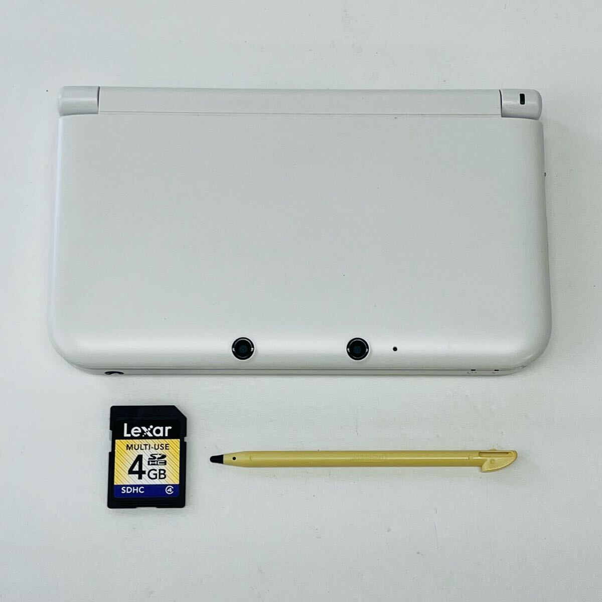 ☆美品・送料無料・1円〜☆ Nintendo ニンテンドー3DS LL 本体 ☆美品・送料無料・1円〜☆ Nintendo ニンテンドー3DS LL 本体
