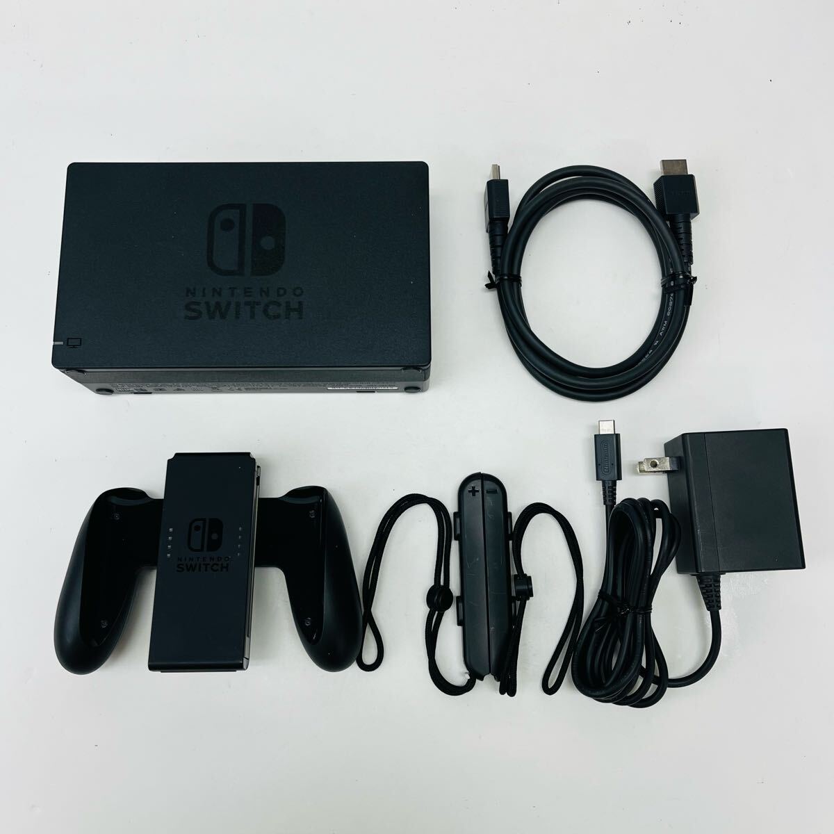 ☆1円~☆ ニンテンドースイッチ Nintendo Switch 18年製 初期型 ☆1円~☆ ニンテンドースイッチ Nintendo Switch 18年製 初期型