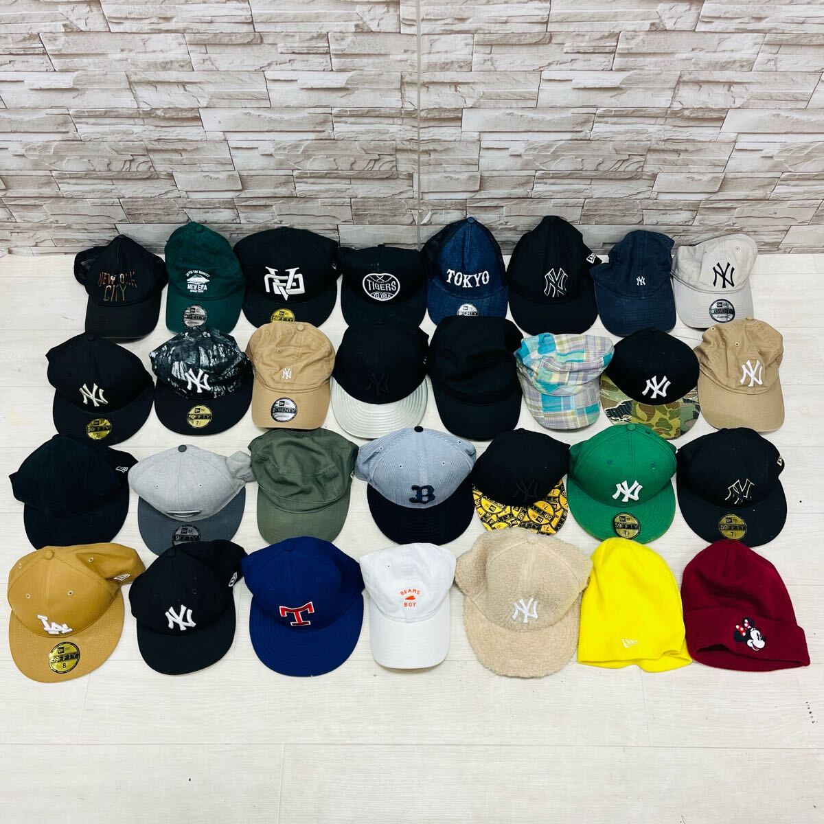 ☆大量・1円〜☆ NEW ERA ニューエラ キャップ 帽子 まとめて 30 ☆大量・1円〜☆ NEW ERA ニューエラ キャップ 帽子 まとめて 30