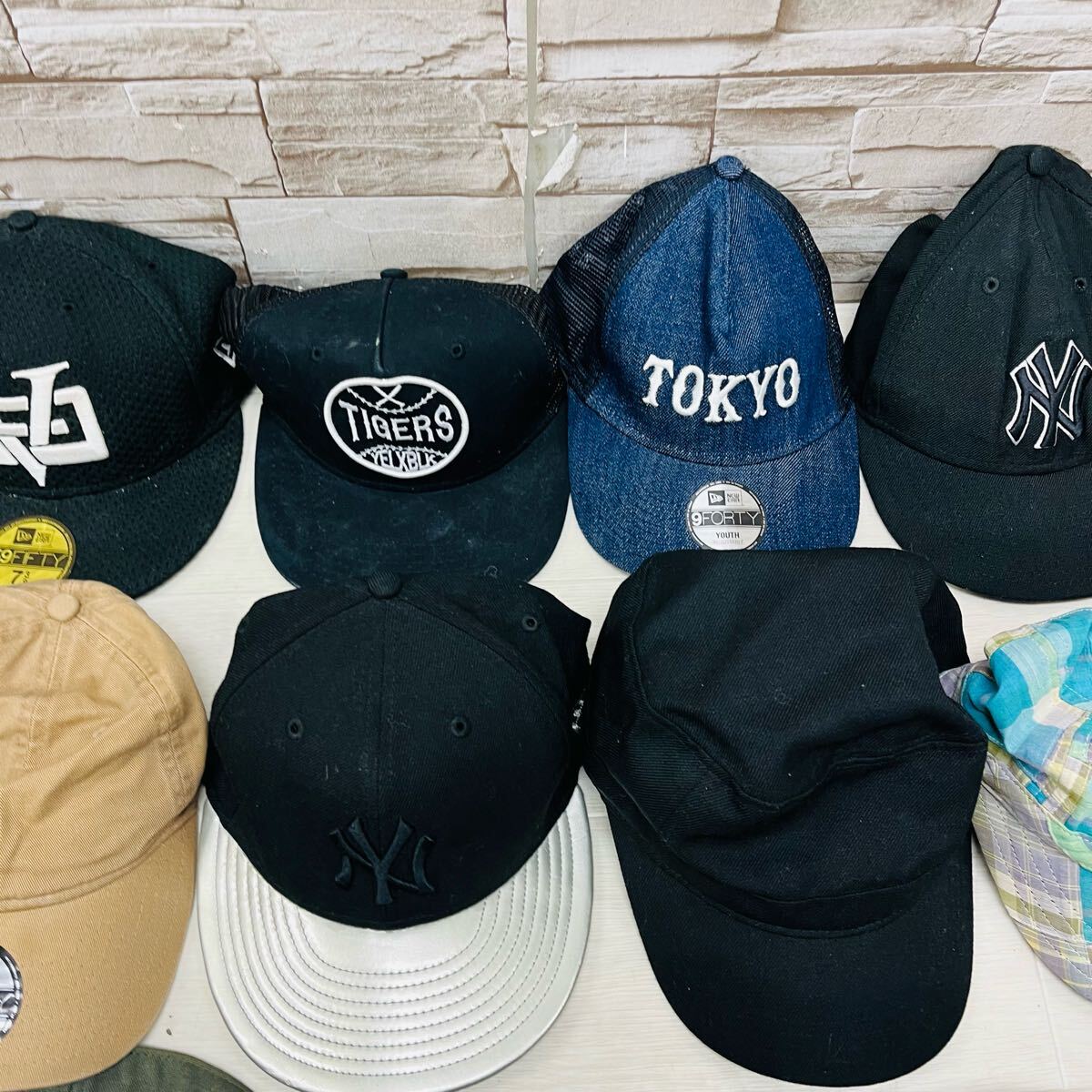 ☆大量・1円〜☆ NEW ERA ニューエラ キャップ 帽子 まとめて 30 ☆大量・1円〜☆ NEW ERA ニューエラ キャップ 帽子 まとめて 30