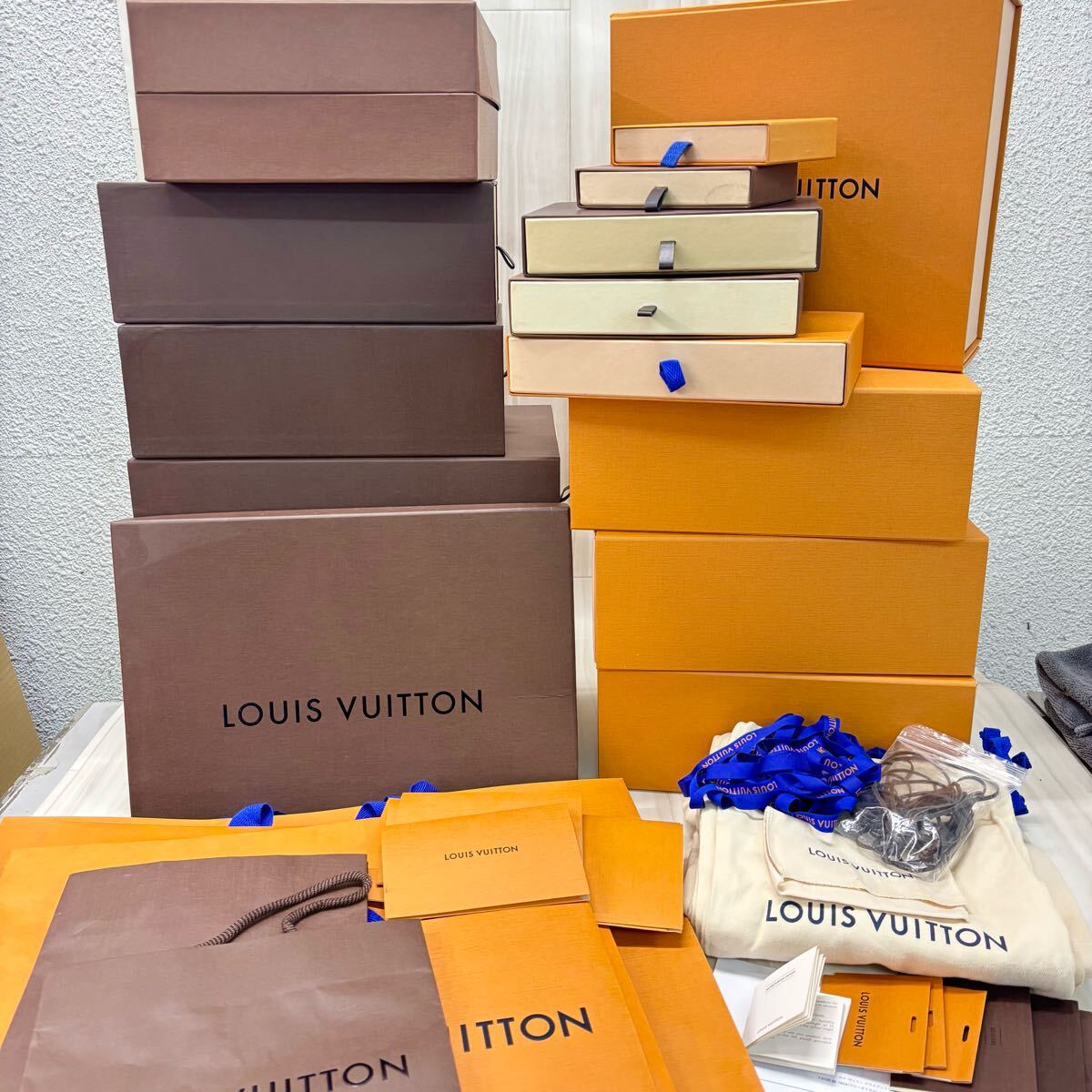 LOUIS VUITTON ルイヴィトン ブランド 空箱 大量まとめ売り LOUIS VUITTON ルイヴィトン ブランド 空箱 大量まとめ売り