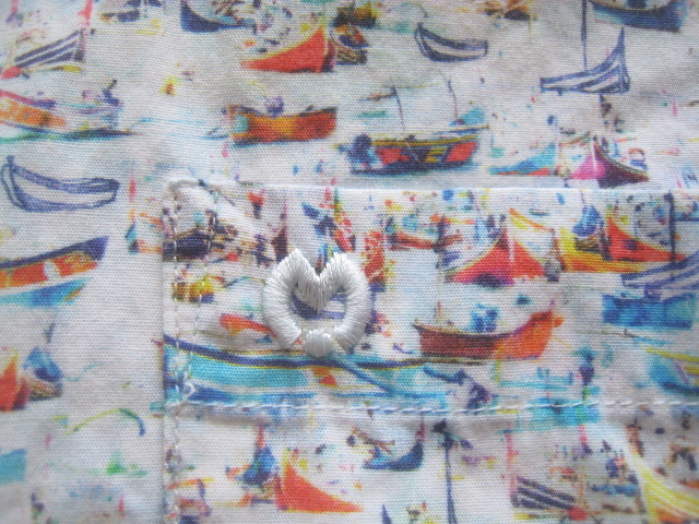 美品日本製!!ミラショーン mila schon*ロゴ刺繍 ヨット総柄プリント ボタンダウンシャツ 46 実寸M 白系 ホワイト_画像6