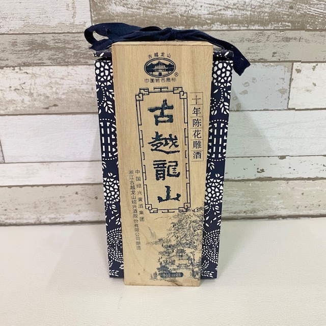 未開栓】 中国酒 古越龍山 紹興花雕酒 10年 15% 500ml 陶器 未開栓】 中国酒 古越龍山 紹興花雕酒 10年 15% 500ml 陶器