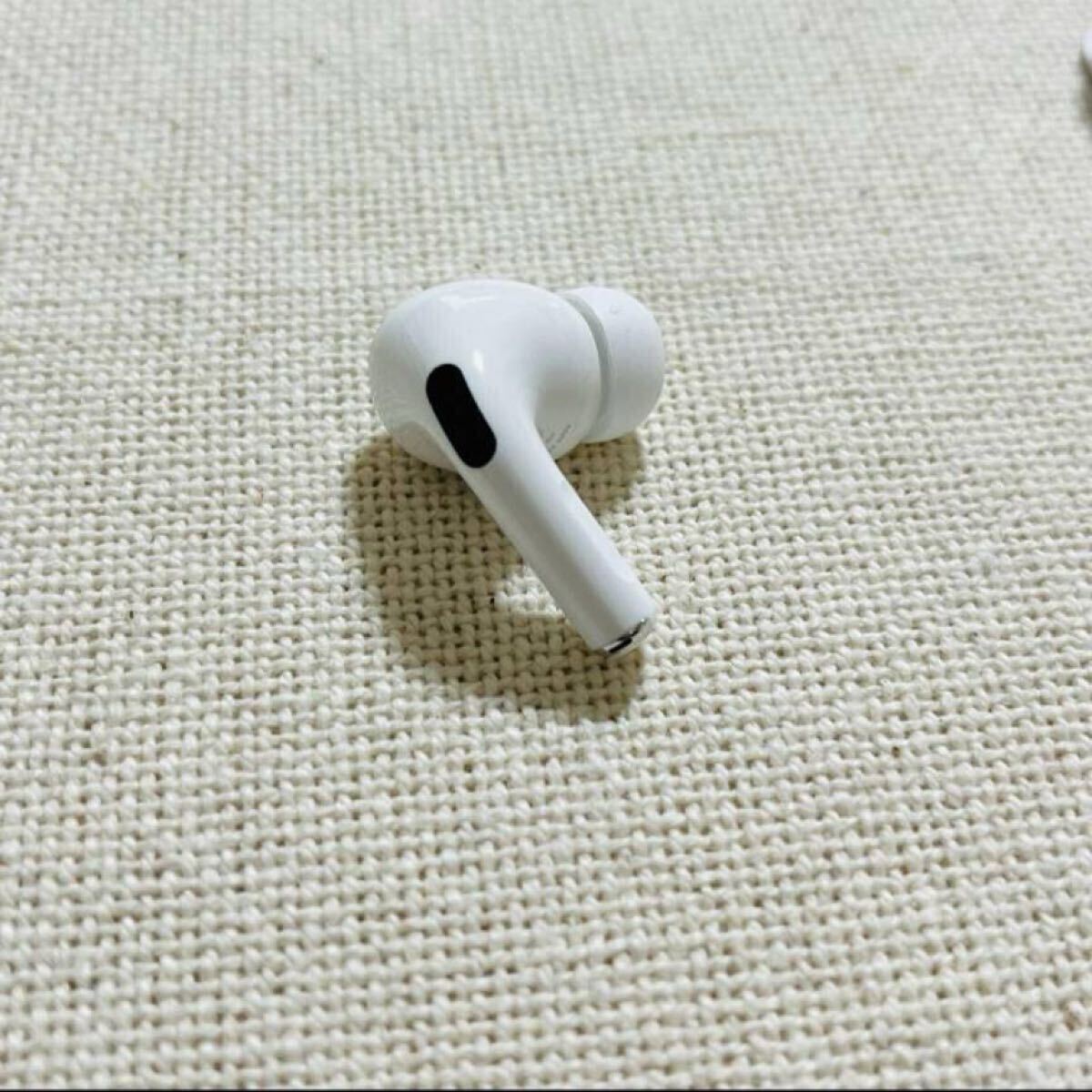 AirPods AirPodsPro 右耳 イヤフォン イヤホン アップル 正規品 AirPods AirPodsPro 右耳 イヤフォン イヤホン アップル 正規品