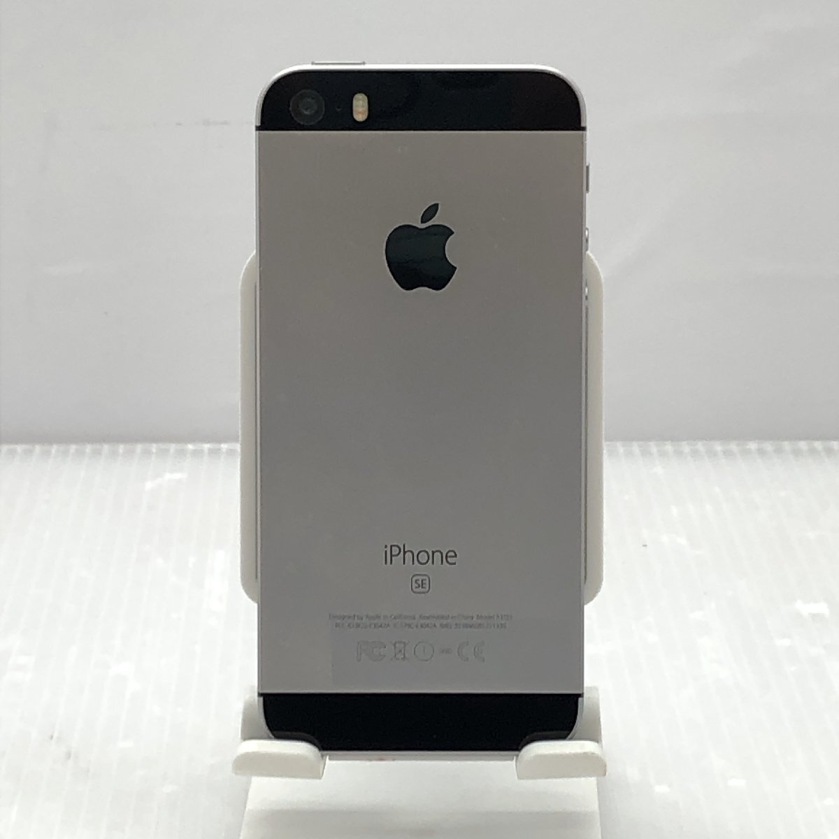 1円~【ジャンク】初期化済み docomo 16GB Apple iPhone SE 1円~【ジャンク】初期化済み docomo 16GB Apple iPhone SE