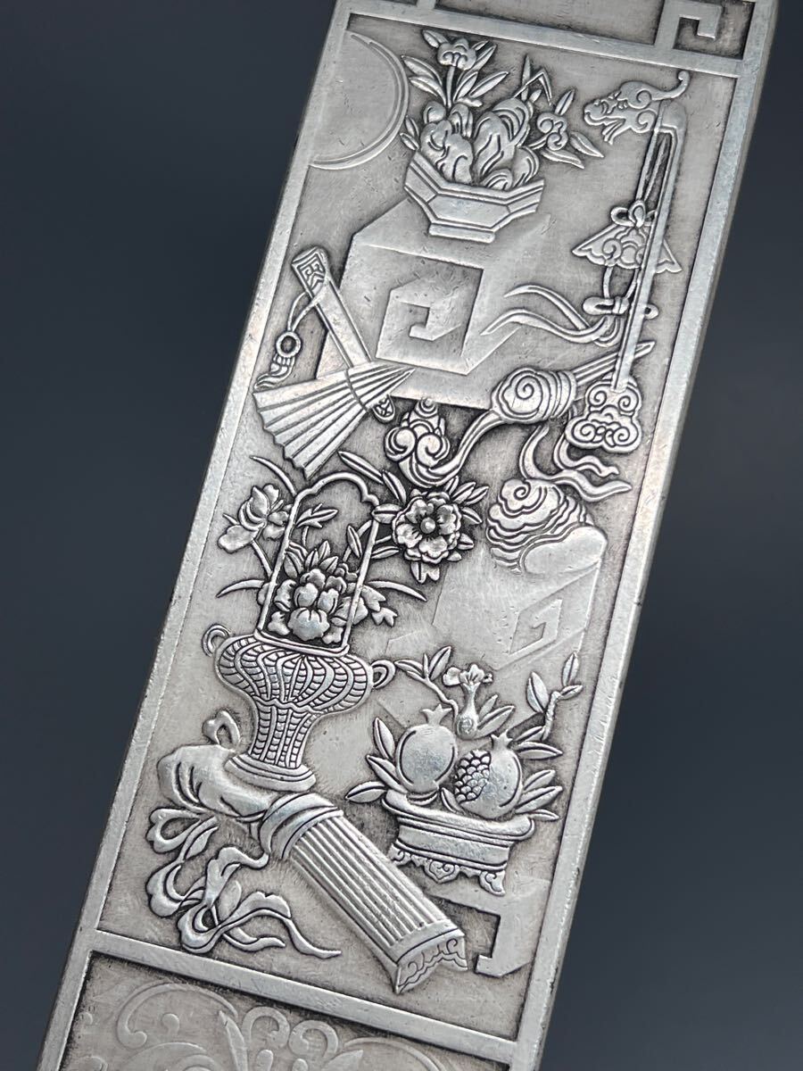 Yahoo!オークション - 中国古美術 時代物 文鎮 刻印あり 金属 Yahoo!オークション - 中国古美術 時代物 文鎮 刻印あり 金属